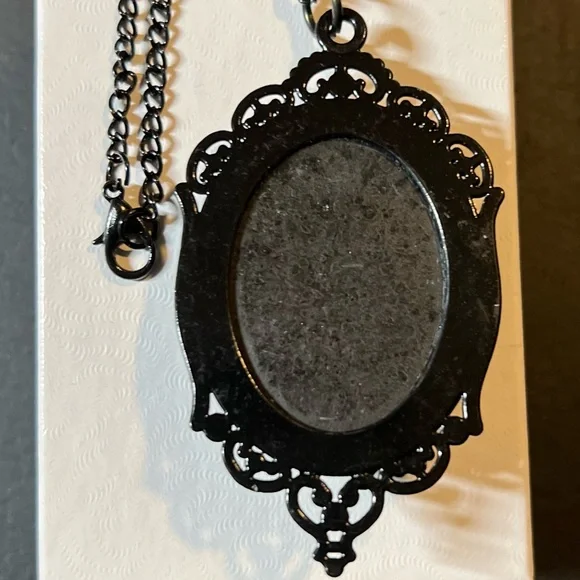 Skull flower day of the dead cabochon necklace - Picture 2 of 2